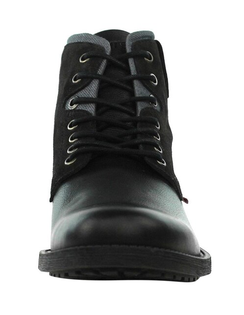 Bota Levi's piel negra en Liverpool