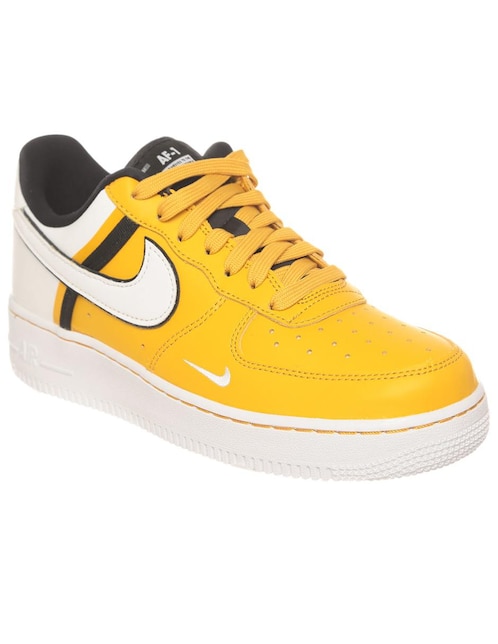 Tenis Nike Air Force 1 07 piel amarillo en Liverpool