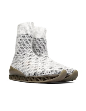 Bota Camper texturizada