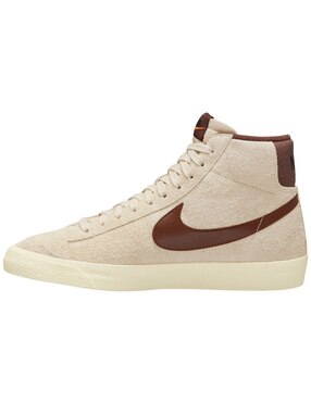 Tenis y Sneakers en Hombre | Liverpool