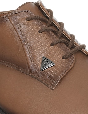 Zapato cerrado GUESS para hombre