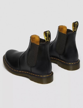 Bota Dr. Martens de cuero para hombre