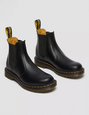 Bota Dr. Martens de cuero para hombre