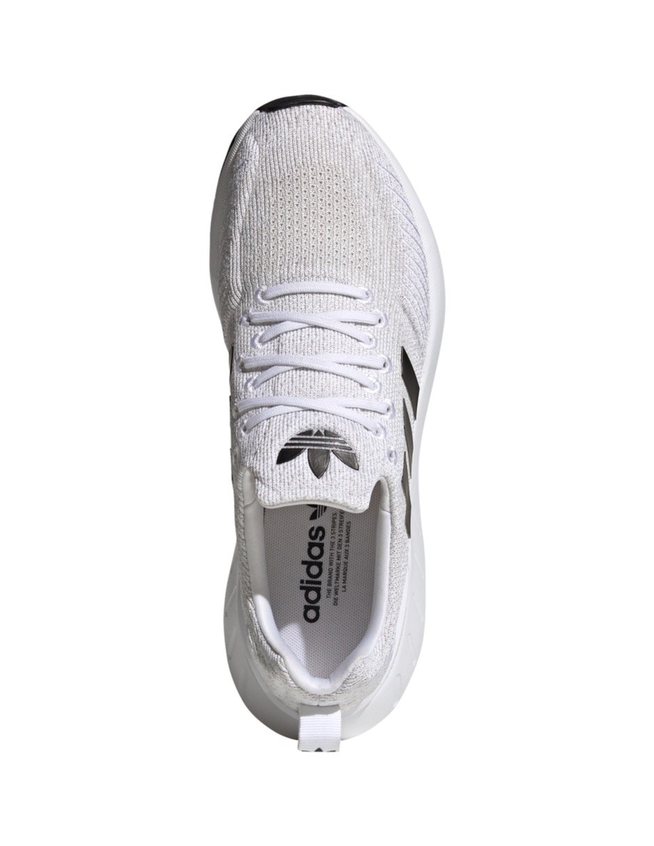 Tenis swift run para hombre 11