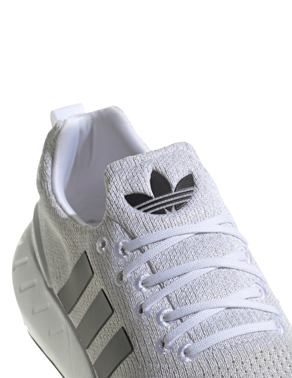 Tenis swift run para hombre 4
