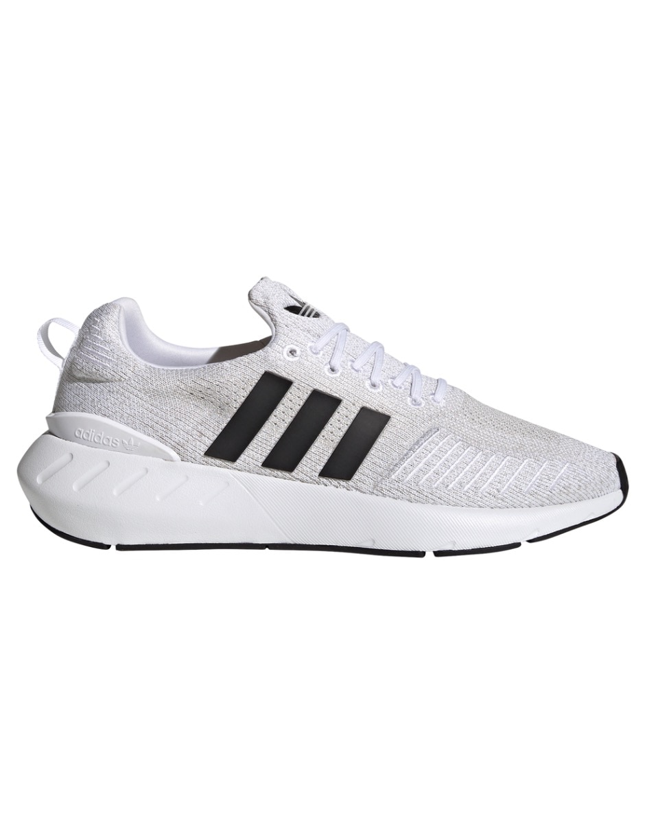 Tenis swift run para hombre 8