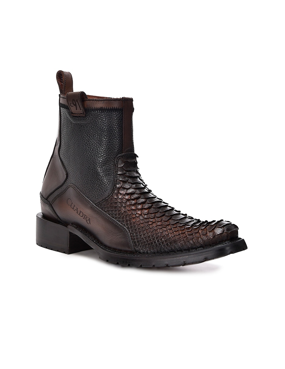 Bota de piel para hombre