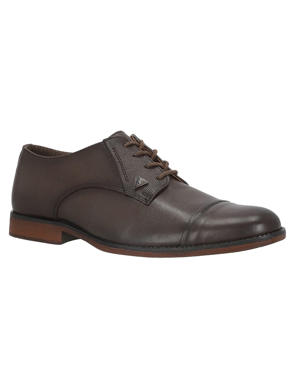 Zapato cerrado para hombre