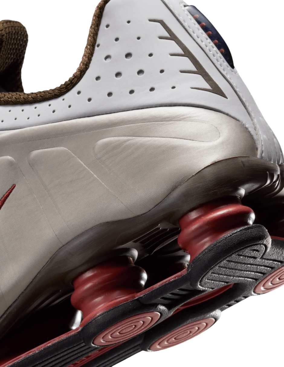 Tenis Shox R4 para hombre 9
