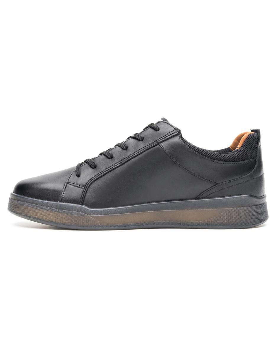 "tenis" "de piel"(si aplica) flexi sin familia o colección  "para hombre"