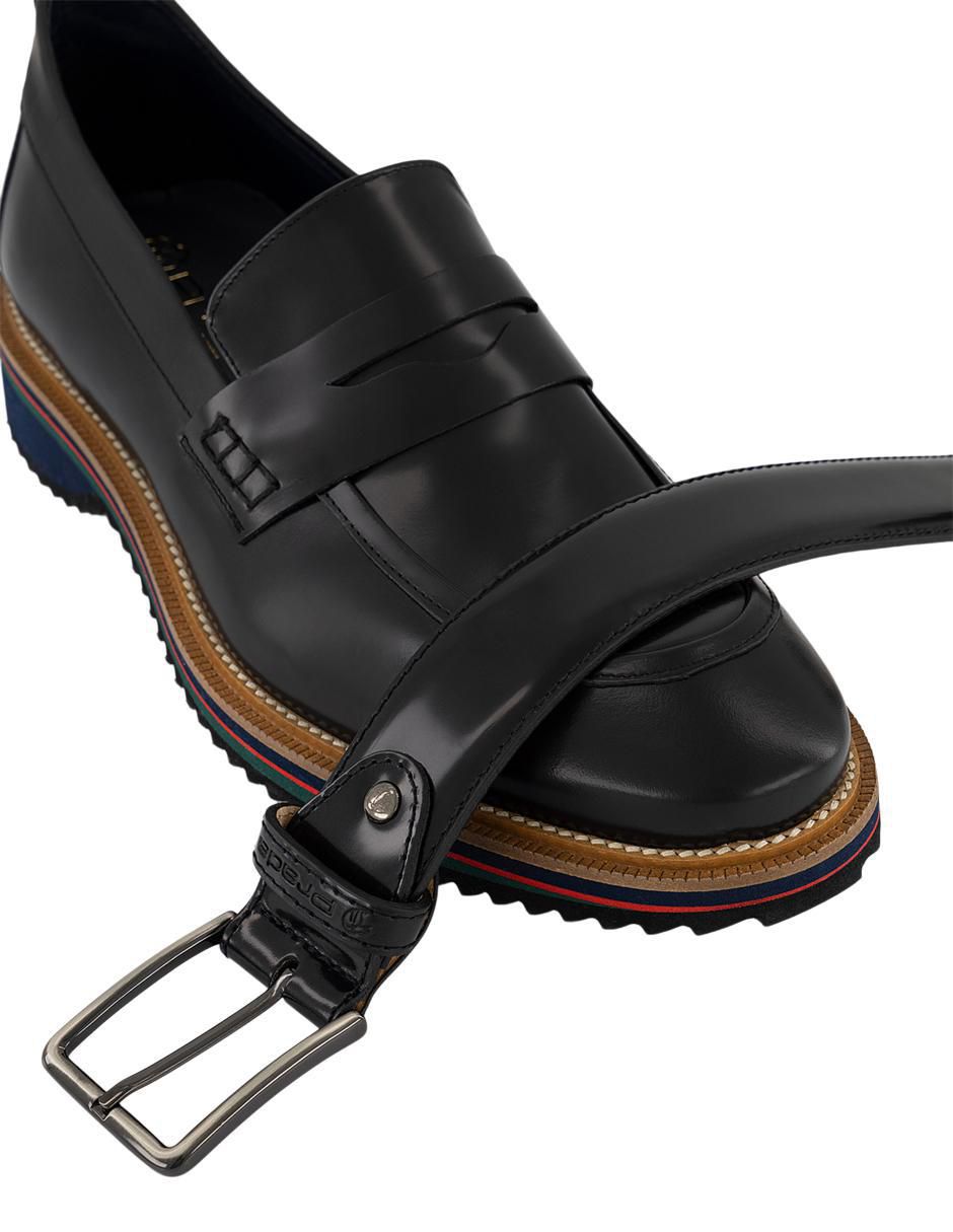 Zapato mocasín prada sin familia o colección "para hombre"